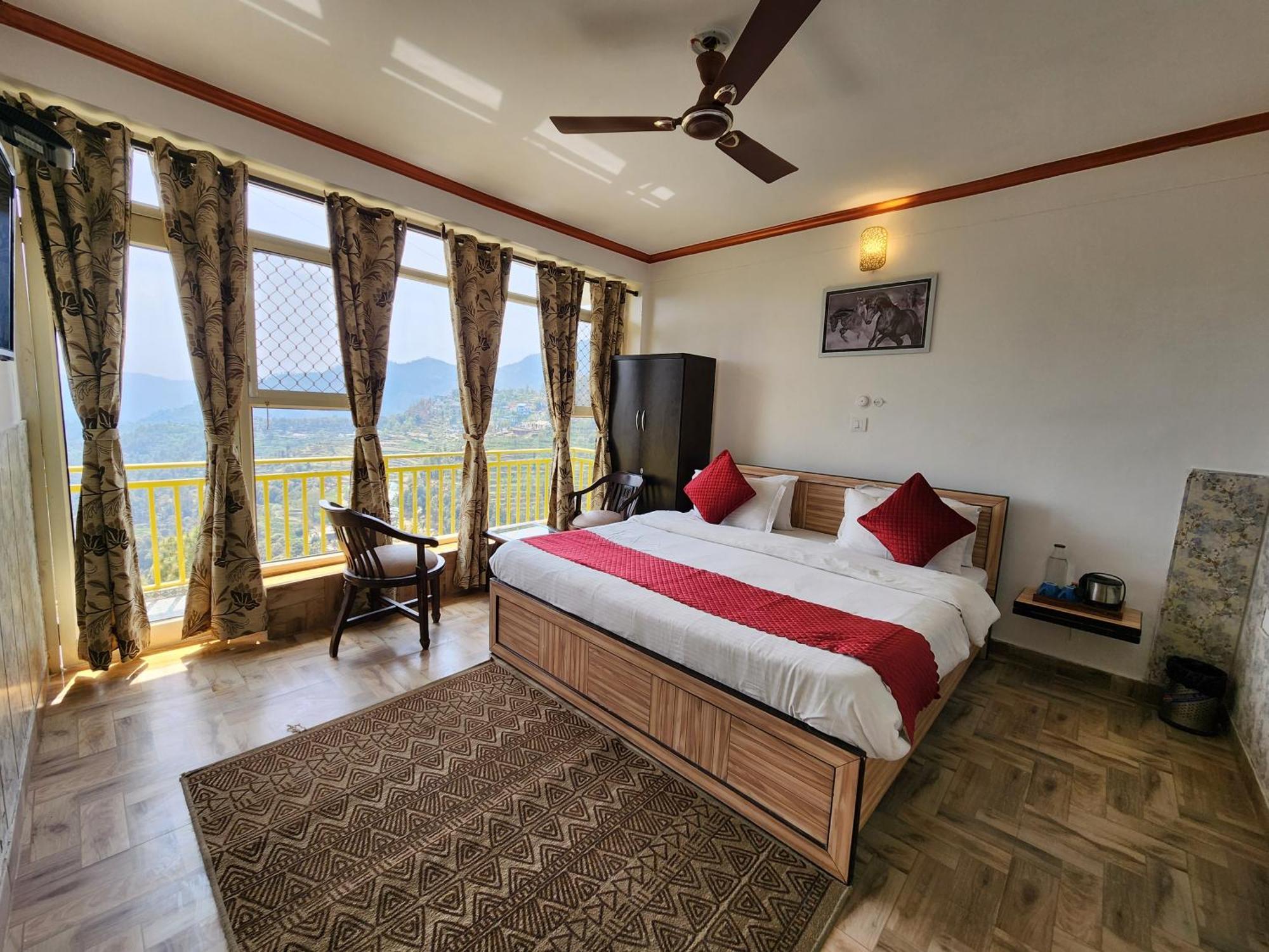 Mountain Golden Ray Apartman Mukteshwar Kültér fotó