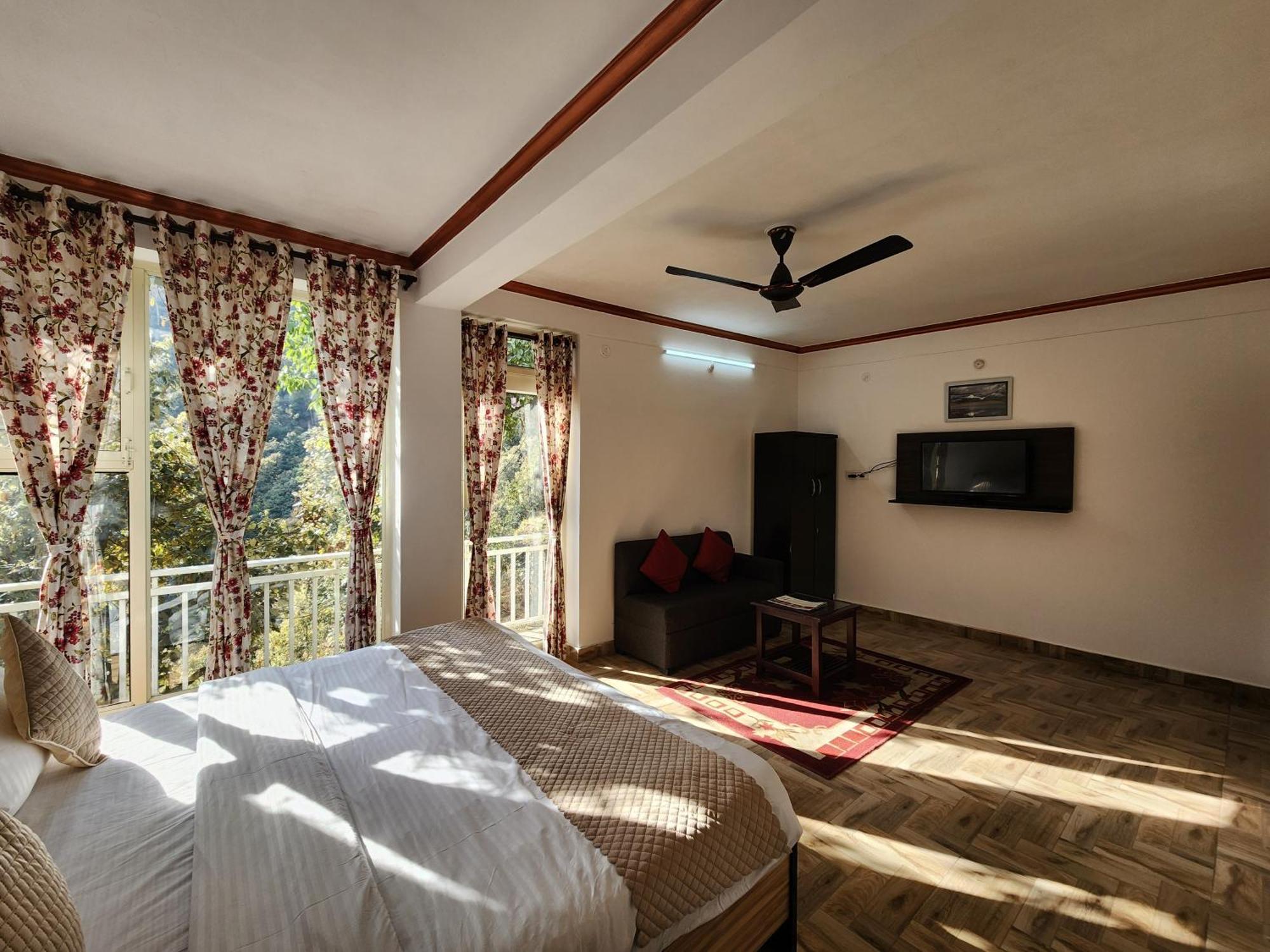 Mountain Golden Ray Apartman Mukteshwar Kültér fotó
