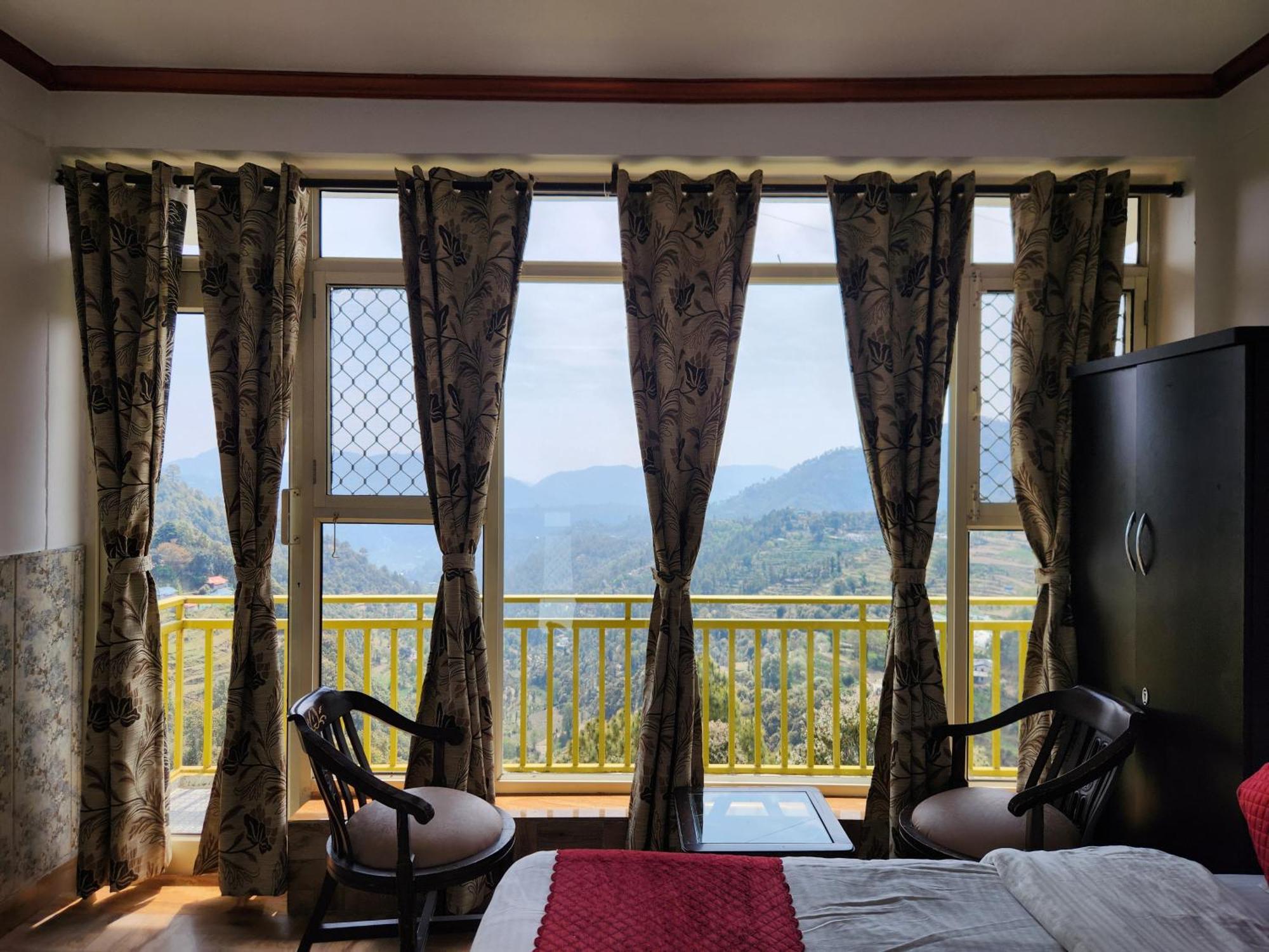 Mountain Golden Ray Apartman Mukteshwar Kültér fotó
