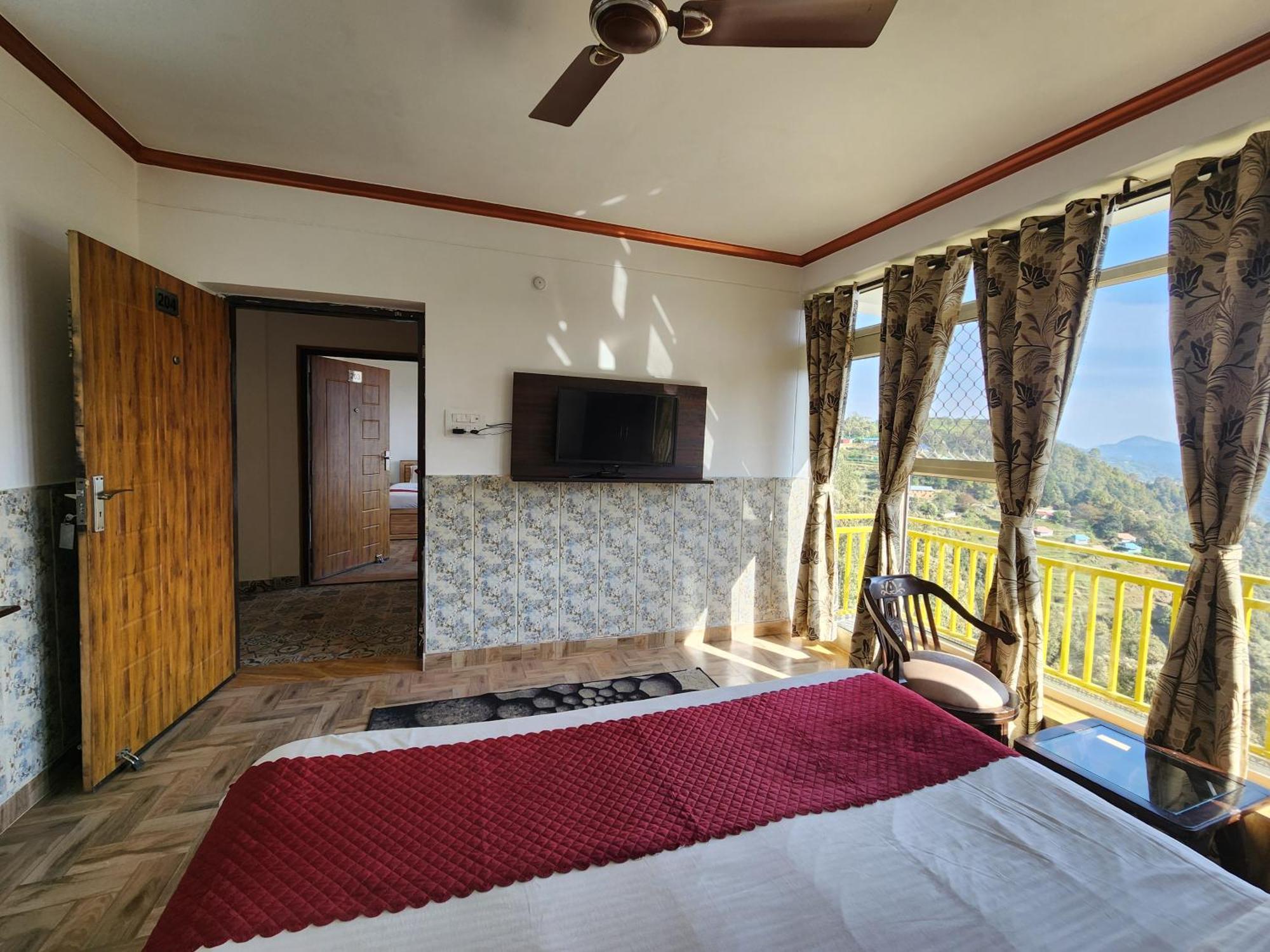 Mountain Golden Ray Apartman Mukteshwar Kültér fotó