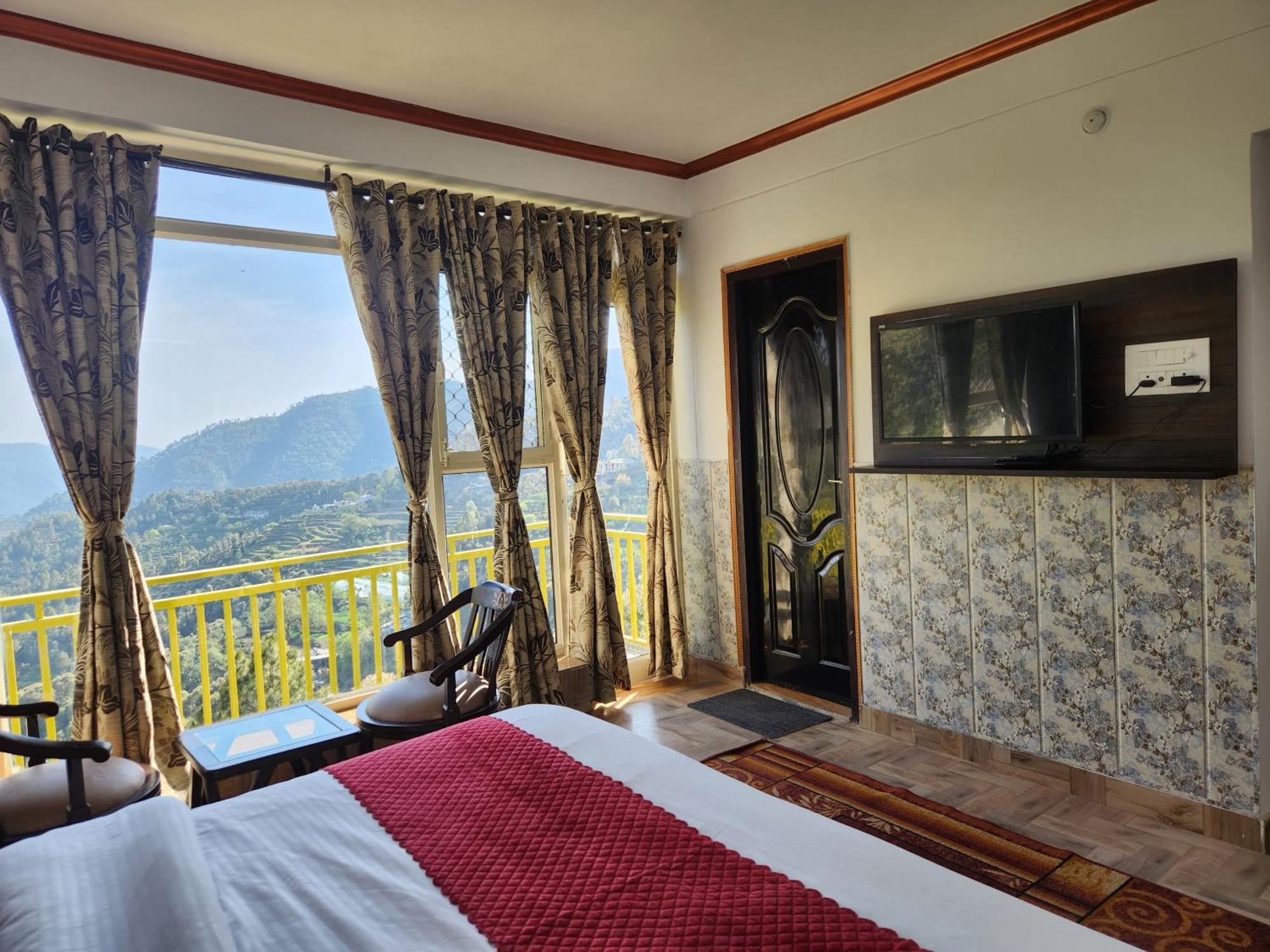 Mountain Golden Ray Apartman Mukteshwar Kültér fotó