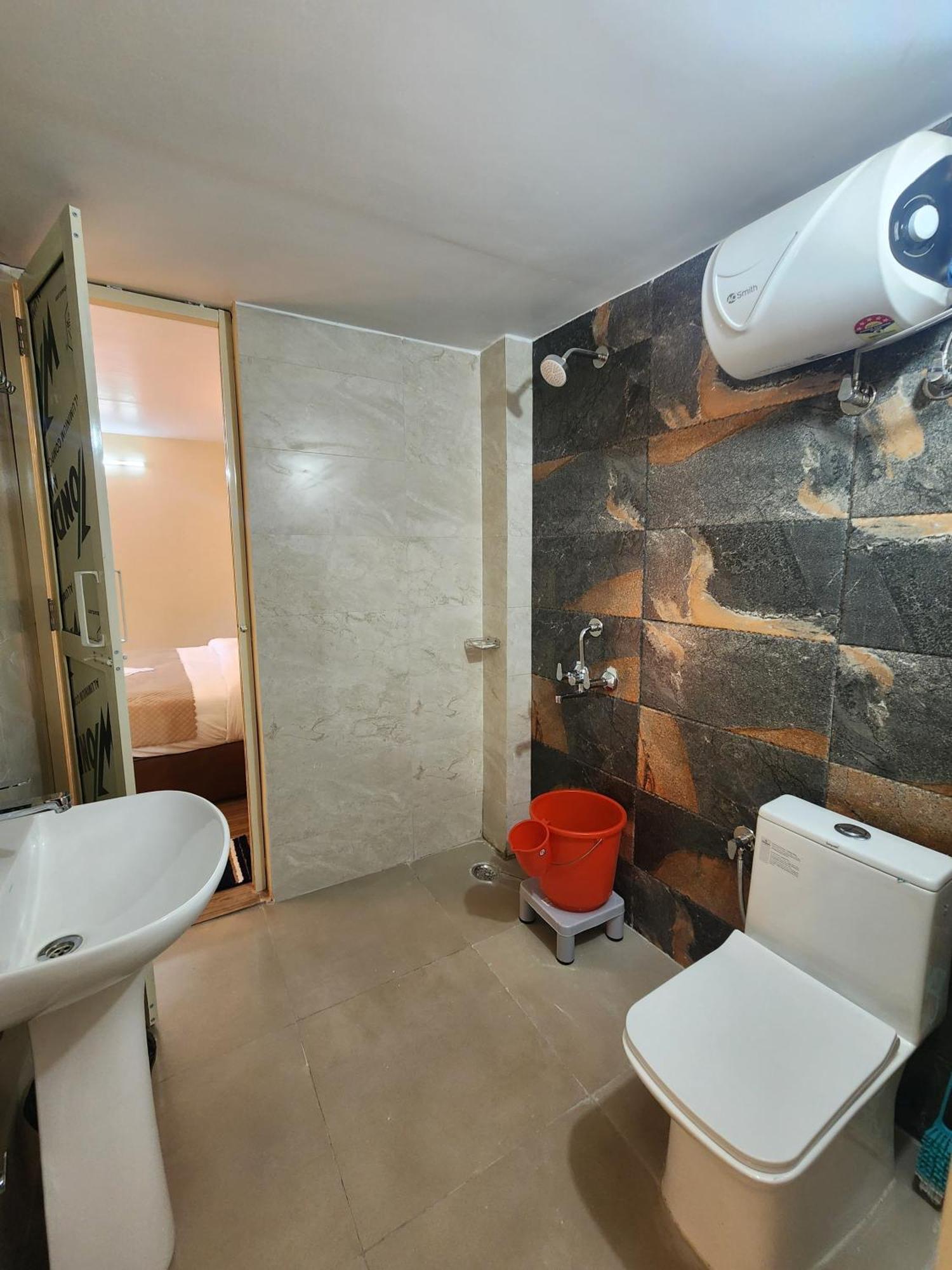Mountain Golden Ray Apartman Mukteshwar Kültér fotó