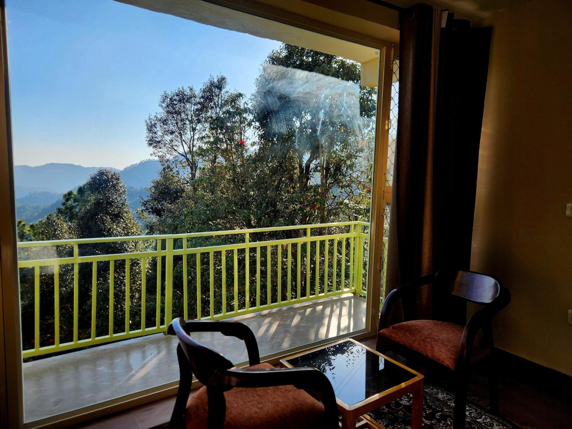 Mountain Golden Ray Apartman Mukteshwar Kültér fotó