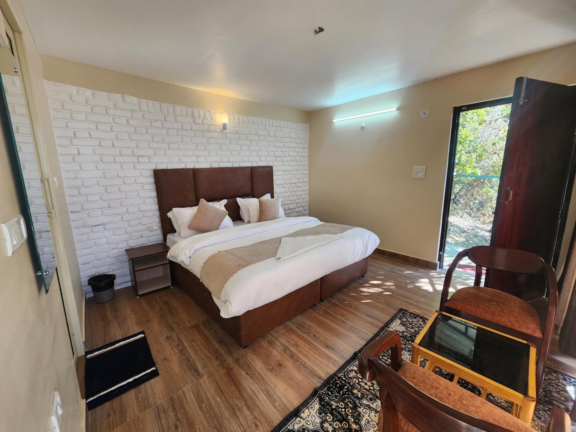 Mountain Golden Ray Apartman Mukteshwar Kültér fotó